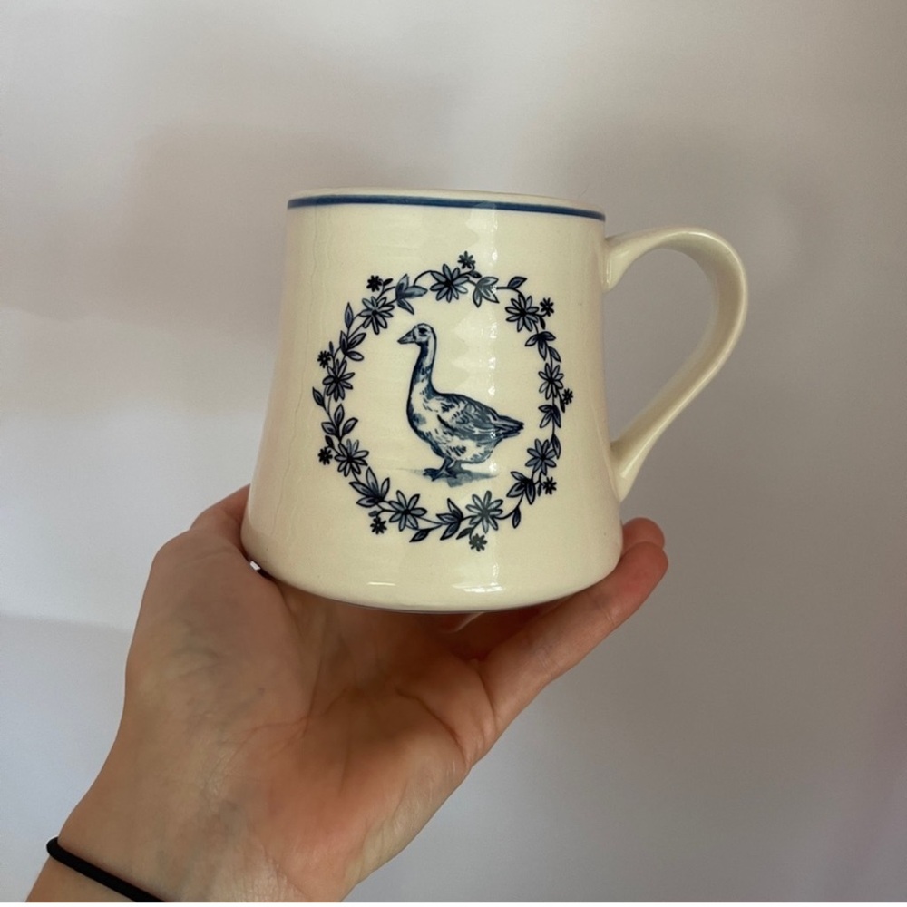 Molly Hatch / Anthropologie Goose Mug